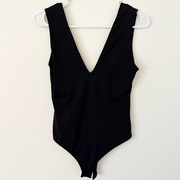 Free People Black Double V Neck Keep It Sleek Bodysuit Size Small - Picture 5 of 8